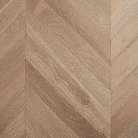 001T216102CA-C European Oak hardwood swatch