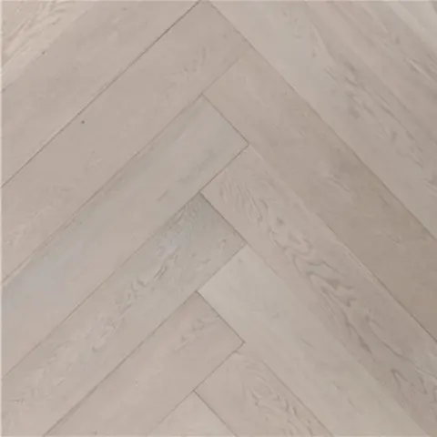 005T15322PWHB European Oak hardwood swatch